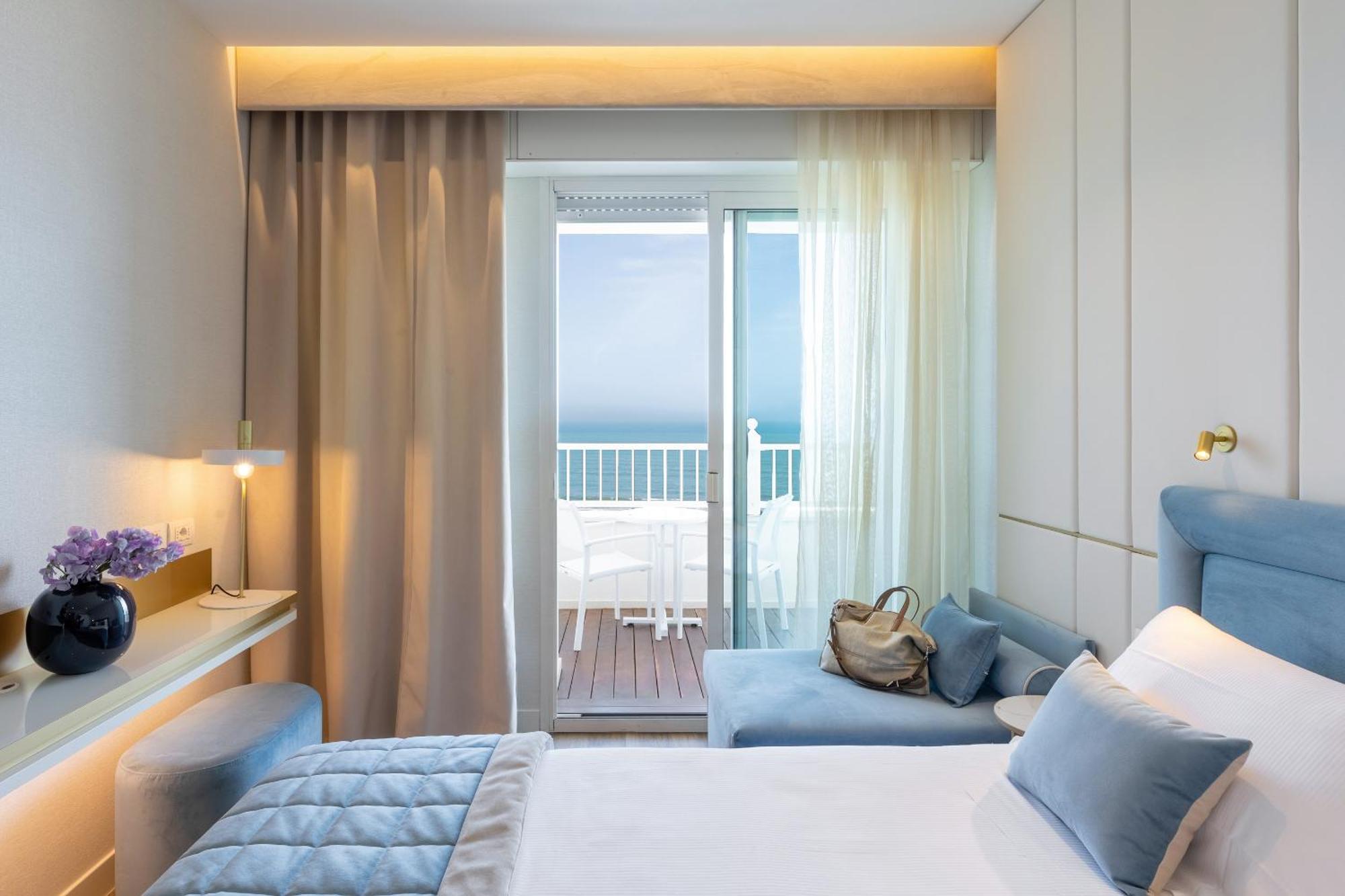 Hotel Tiffany'S Riccione Eksteriør billede
